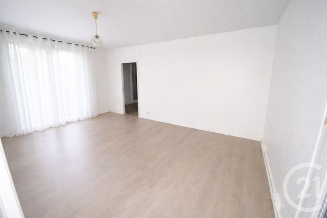 Appartement F3 à louer - 3 pièces - 67.48 m2 - ST QUENTIN - 02 - PICARDIE - Century 21 Faubourg D'Isle