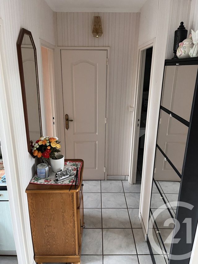 Appartement F2 à vendre - 3 pièces - 55.0 m2 - ST QUENTIN - 02 - PICARDIE - Century 21 Faubourg D'Isle