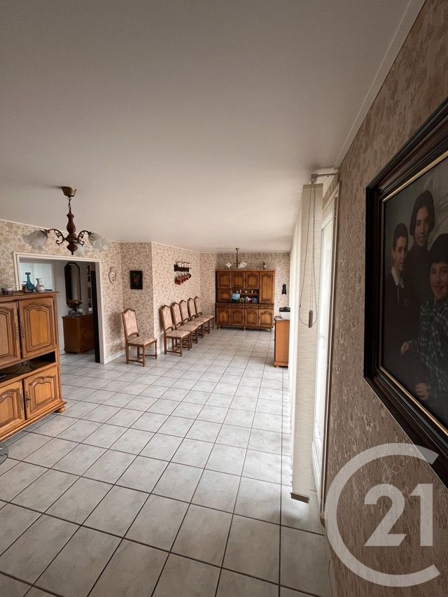 Appartement F2 à vendre - 3 pièces - 55.0 m2 - ST QUENTIN - 02 - PICARDIE - Century 21 Faubourg D'Isle