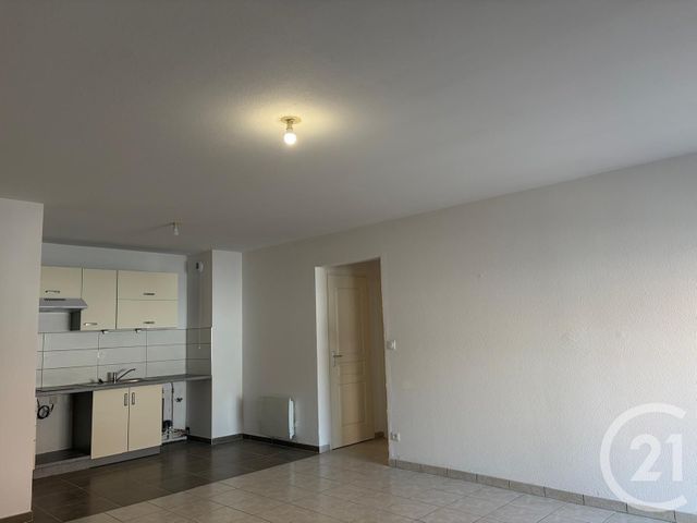 Appartement F2 à vendre - 2 pièces - 57.61 m2 - ST QUENTIN - 02 - PICARDIE - Century 21 Faubourg D'Isle