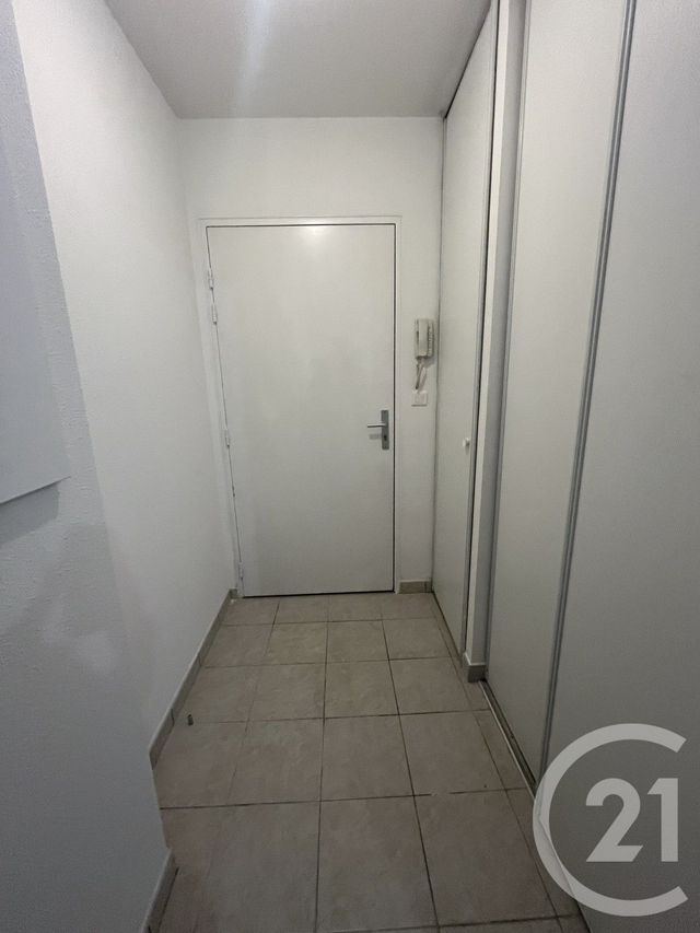 Appartement F2 à vendre - 2 pièces - 57.61 m2 - ST QUENTIN - 02 - PICARDIE - Century 21 Faubourg D'Isle