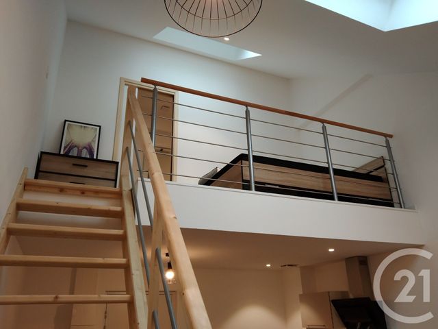 Appartement Duplex à louer - 2 pièces - 27.87 m2 - ST QUENTIN - 02 - PICARDIE - Century 21 Faubourg D'Isle