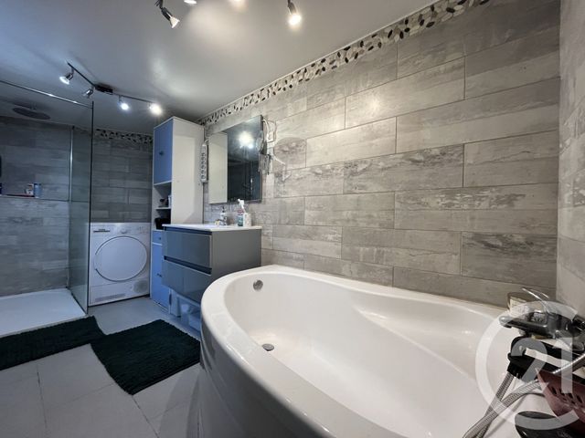 maison à louer - 4 pièces - 105.0 m2 - ST QUENTIN - 02 - PICARDIE - Century 21 Faubourg D'Isle