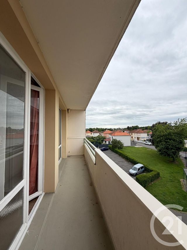 Appartement F3 à vendre - 3 pièces - 54.85 m2 - ST QUENTIN - 02 - PICARDIE - Century 21 Faubourg D'Isle