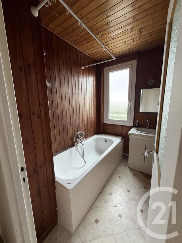 Appartement F3 à vendre - 3 pièces - 54.85 m2 - ST QUENTIN - 02 - PICARDIE - Century 21 Faubourg D'Isle
