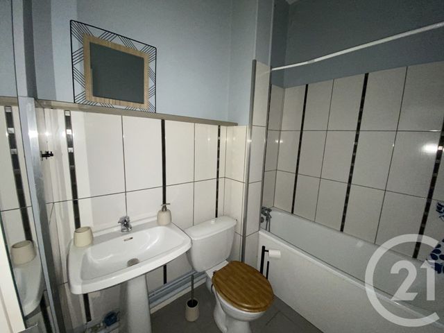 Appartement Studio à louer - 1 pièce - 29.39 m2 - ST QUENTIN - 02 - PICARDIE - Century 21 Faubourg D'Isle