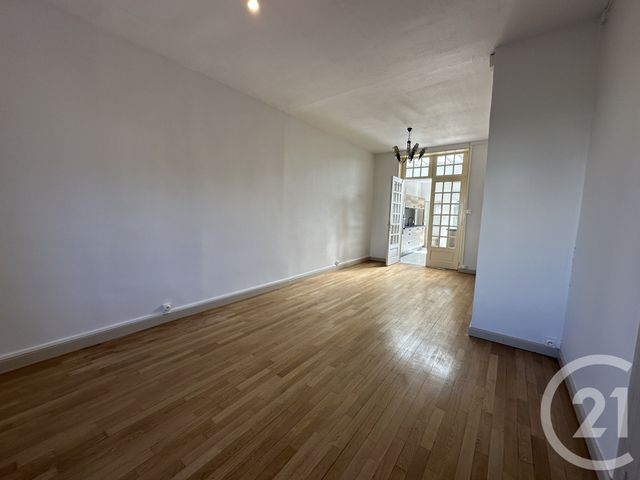 maison à louer - 5 pièces - 100.0 m2 - ST QUENTIN - 02 - PICARDIE - Century 21 Faubourg D'Isle