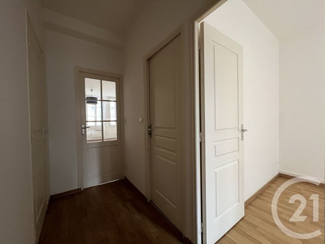 Appartement F2 à vendre - 3 pièces - 58.0 m2 - ST QUENTIN - 02 - PICARDIE - Century 21 Faubourg D'Isle