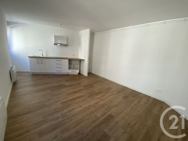 Appartement T2 à louer - 2 pièces - 37.87 m2 - ST QUENTIN - 02 - PICARDIE - Century 21 Faubourg D'Isle
