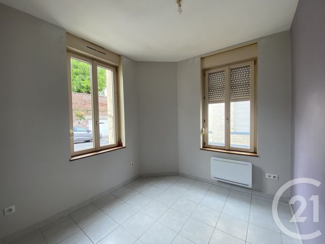 Appartement F2 à louer - 2 pièces - 42.0 m2 - ST QUENTIN - 02 - PICARDIE - Century 21 Faubourg D'Isle