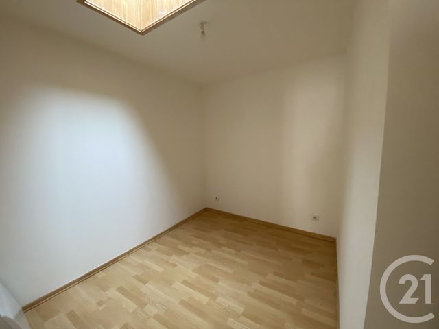Appartement F2 bis à louer - 2 pièces - 48.0 m2 - ST QUENTIN - 02 - PICARDIE - Century 21 Faubourg D'Isle