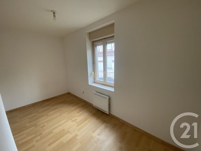 Appartement F2 bis à louer - 2 pièces - 48.0 m2 - ST QUENTIN - 02 - PICARDIE - Century 21 Faubourg D'Isle