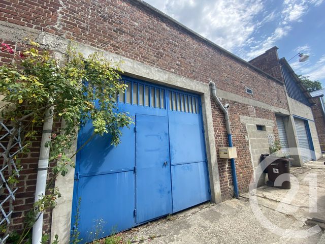 Parking à louer ST QUENTIN