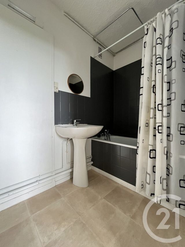 Appartement F3 à vendre - 3 pièces - 55.1 m2 - ST QUENTIN - 02 - PICARDIE - Century 21 Faubourg D'Isle