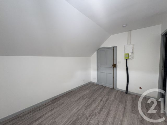 Appartement Studio à louer - 1 pièce - 16.0 m2 - ST QUENTIN - 02 - PICARDIE - Century 21 Faubourg D'Isle