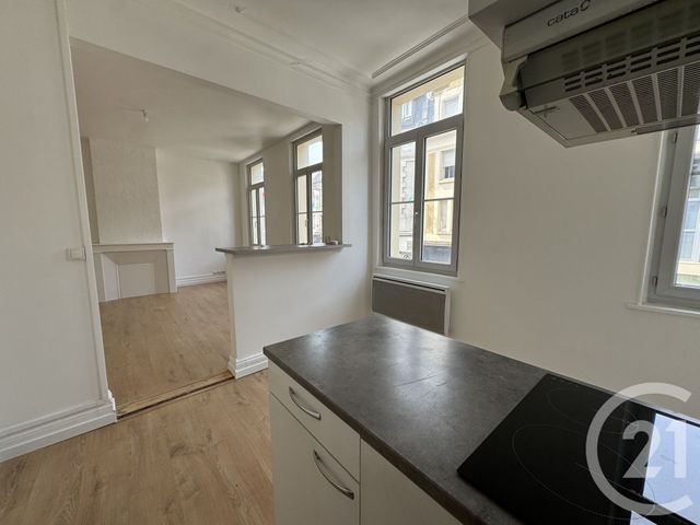 Appartement F2 à louer - 2 pièces - 60.0 m2 - ST QUENTIN - 02 - PICARDIE - Century 21 Faubourg D'Isle