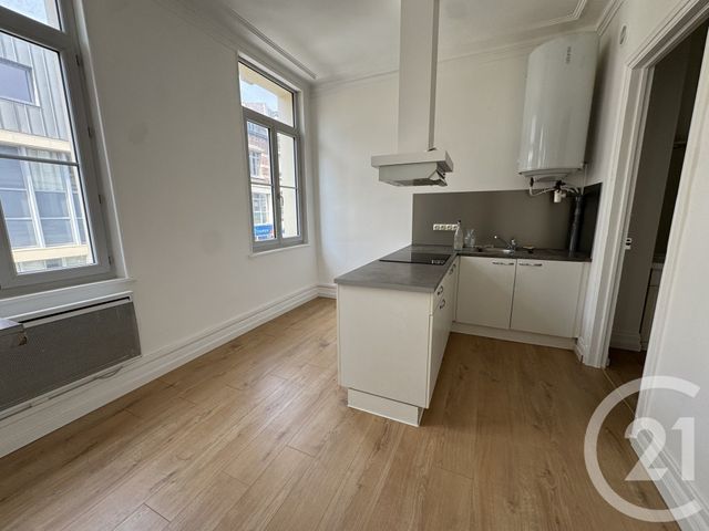 Appartement F2 à louer - 2 pièces - 60.0 m2 - ST QUENTIN - 02 - PICARDIE - Century 21 Faubourg D'Isle