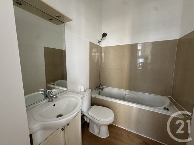 Appartement F2 à louer - 2 pièces - 60.0 m2 - ST QUENTIN - 02 - PICARDIE - Century 21 Faubourg D'Isle