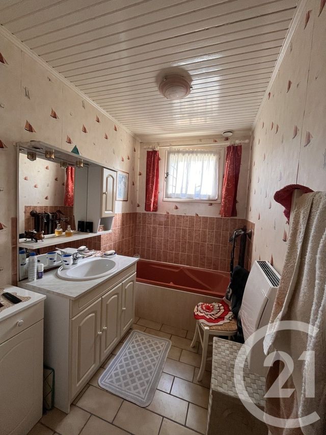 maison à vendre - 5 pièces - 108.57 m2 - ESSIGNY LE GRAND - 02 - PICARDIE - Century 21 Faubourg D'Isle