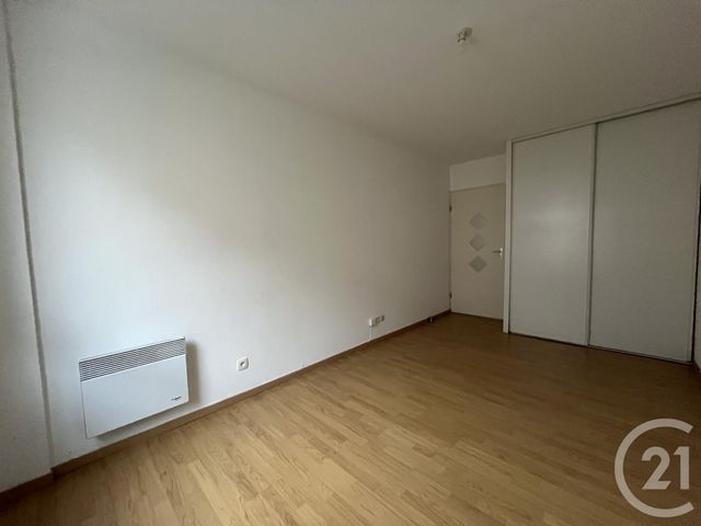 Appartement à louer - 2 pièces - 53.76 m2 - ST QUENTIN - 02 - PICARDIE - Century 21 Faubourg D'Isle