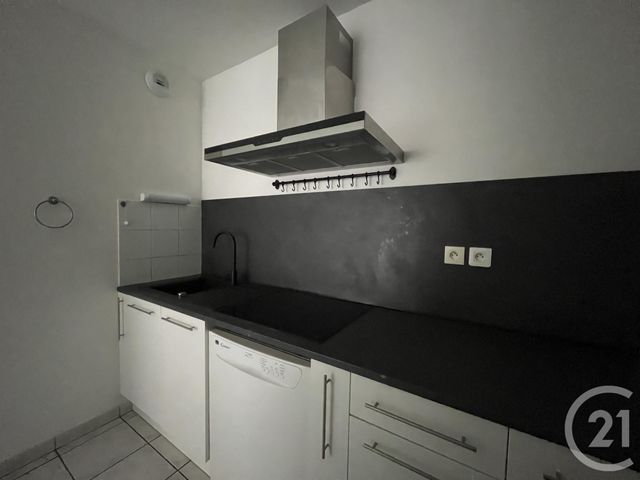 Appartement à louer - 2 pièces - 53.76 m2 - ST QUENTIN - 02 - PICARDIE - Century 21 Faubourg D'Isle