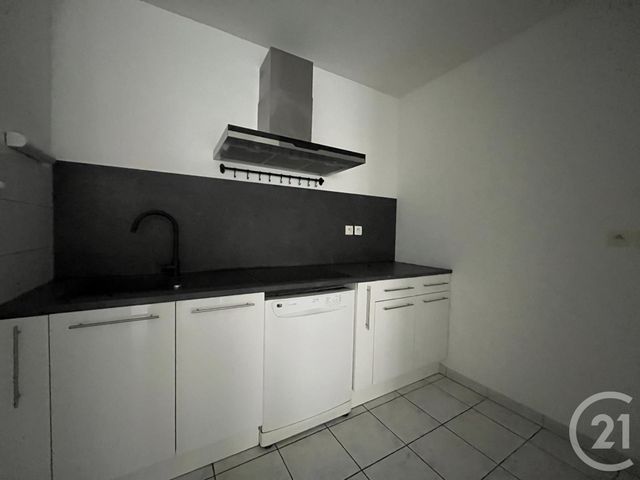Appartement à louer - 2 pièces - 53.76 m2 - ST QUENTIN - 02 - PICARDIE - Century 21 Faubourg D'Isle