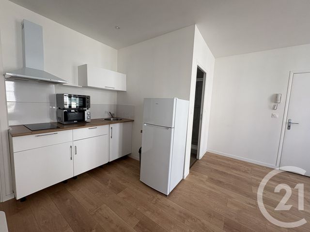 Appartement T2 à louer - 2 pièces - 37.0 m2 - ST QUENTIN - 02 - PICARDIE - Century 21 Faubourg D'Isle