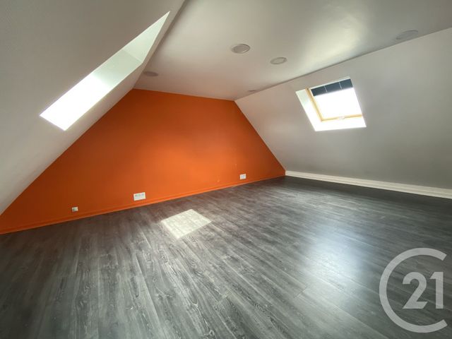 Appartement T4 à louer - 4 pièces - 103.0 m2 - ST QUENTIN - 02 - PICARDIE - Century 21 Faubourg D'Isle