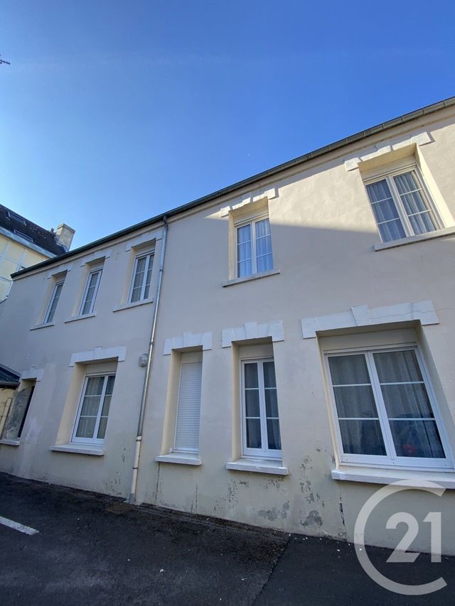 Appartement T3 à louer - 3 pièces - 61.51 m2 - ST QUENTIN - 02 - PICARDIE - Century 21 Faubourg D'Isle