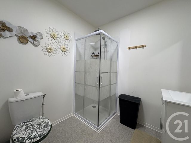 Appartement Studio à louer - 2 pièces - 25.0 m2 - ST QUENTIN - 02 - PICARDIE - Century 21 Faubourg D'Isle