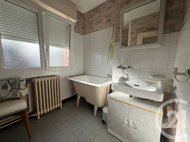 maison à vendre - 4 pièces - 76.01 m2 - BOHAIN EN VERMANDOIS - 02 - PICARDIE - Century 21 Faubourg D'Isle