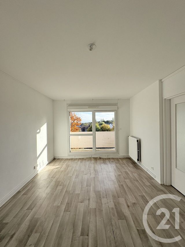Appartement T3 à louer - 3 pièces - 63.25 m2 - ST QUENTIN - 02 - PICARDIE - Century 21 Faubourg D'Isle