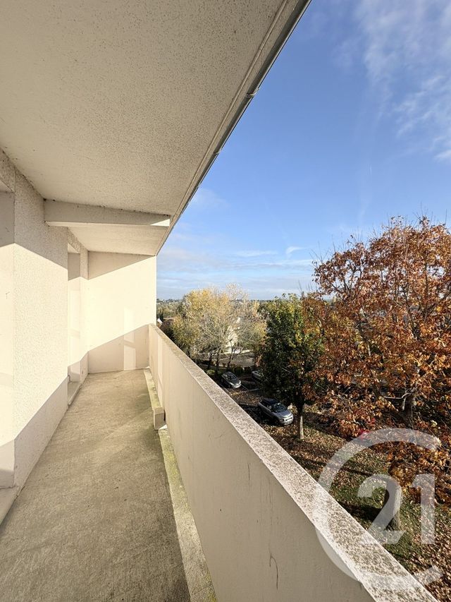 Appartement T3 à louer - 3 pièces - 63.25 m2 - ST QUENTIN - 02 - PICARDIE - Century 21 Faubourg D'Isle